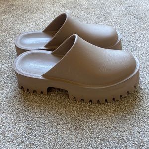 Jeffrey Campbell size 8